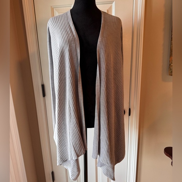 Athleta Light Gray Wool blend Solstice Wrap Cardigan - Picture 8 of 12